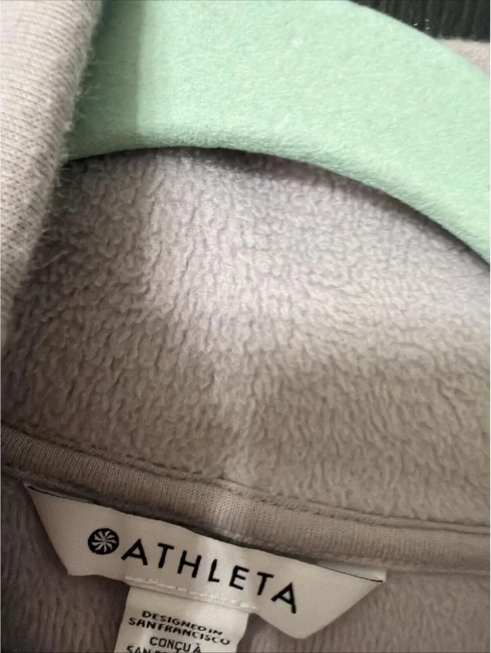 Athleta Cozy Karma Sweatshirt Dress Lilac Fleece Lined Thumbholes Women M Pocket - Picture 8 of 9